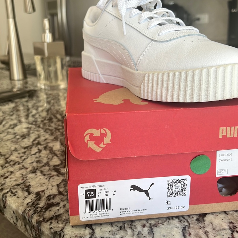 Puma white sneakers CarinaL